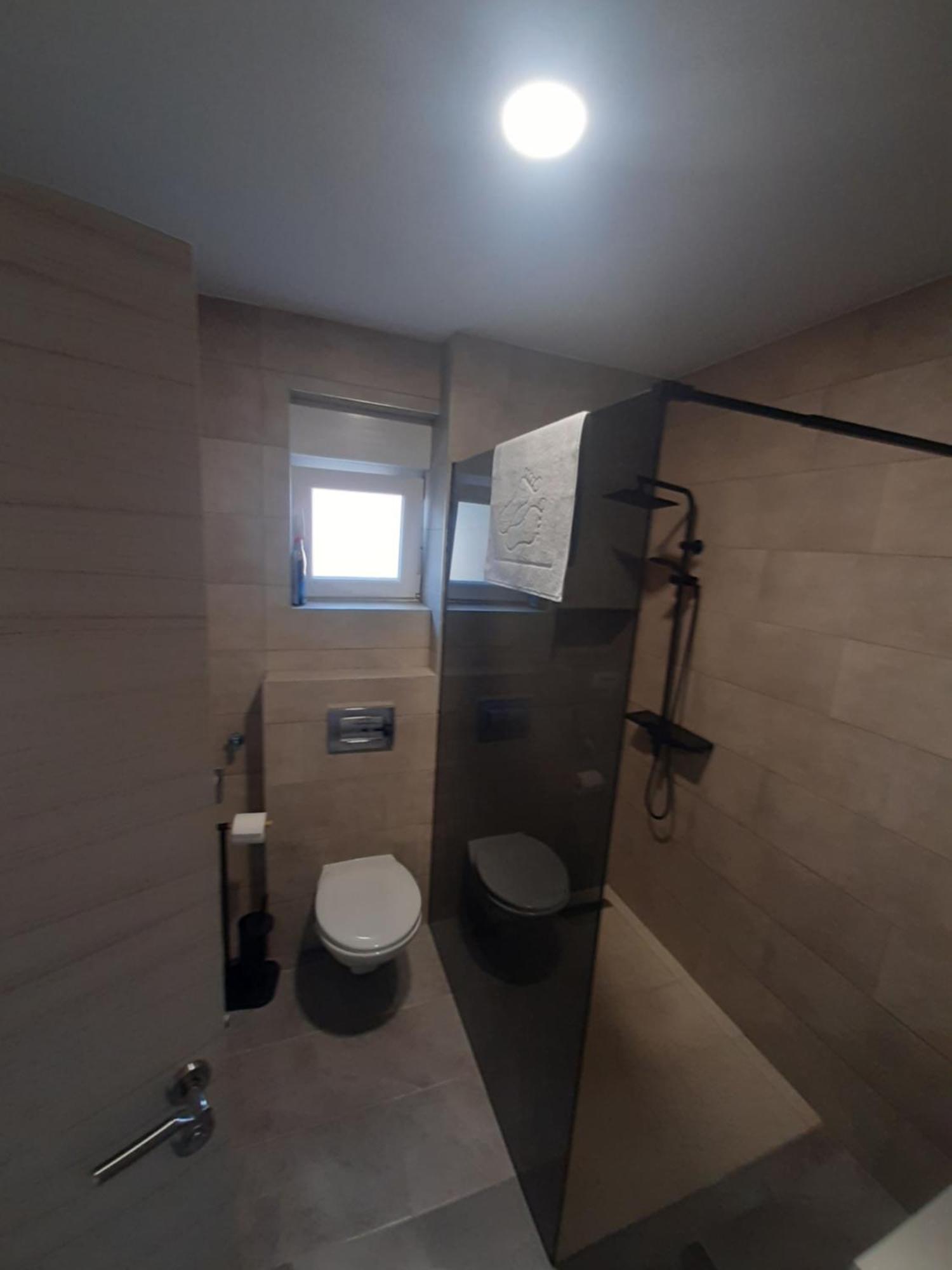 Horvat Apartment *